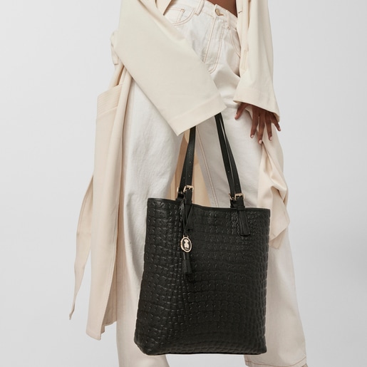 Τσάντα για τα ψώνια Sherton από δέρμα σε μαύρο χρώμα