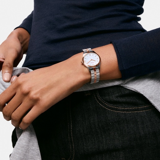 Reloj analógico con brazalete de acero, acero rosado y esfera de nácar EPIC ICON