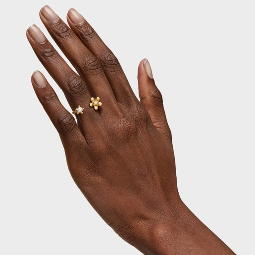 Gold Open ring with cultured pearl Daisy