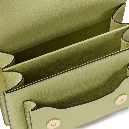 حقيبة La Rue New Audree من TOUS صغيرة الحجم بحزام يلتف حول الجسم باللون الأخضر
