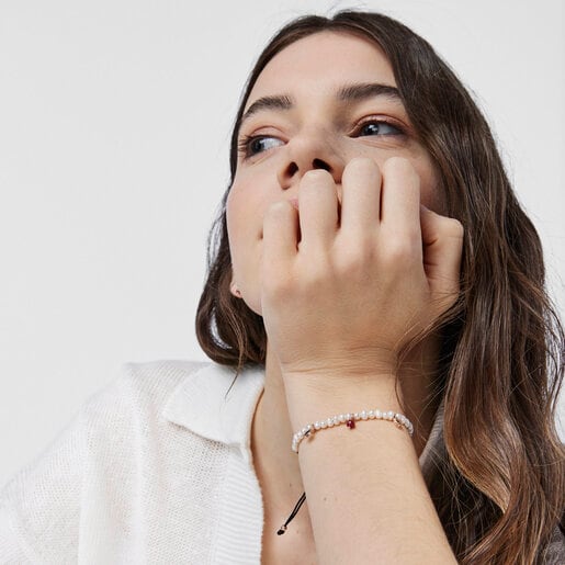 Pulsera de perlas y cordón negro con baño de oro rosa 18 kt sobre plata y gemas Motif