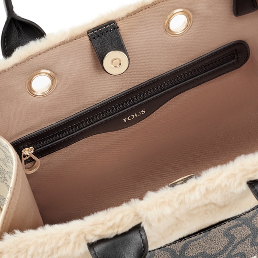 حقيبة تسوق Amaya Kaos Icon Fur متوسطة الحجم باللون البيج