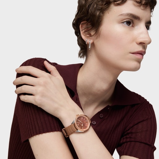 Reloj analógico con movimiento suizo, esfera de nácar y correa de caucho mocha TOUS Now Lady
