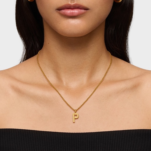 Colgante mediano letra P con baño de oro 18 kt sobre plata Alphabet