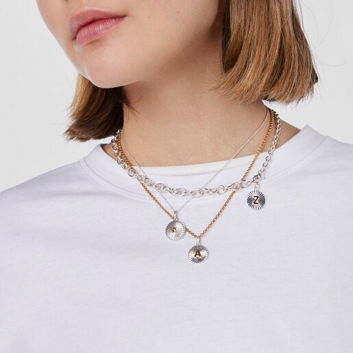 תליון TOUS Alphabet מכסף ומוורמיל כסף עם מדליון האות A