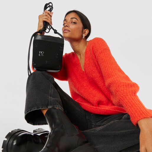 תיק יד TOUS TO-US בגודל זעיר בצבע שחור