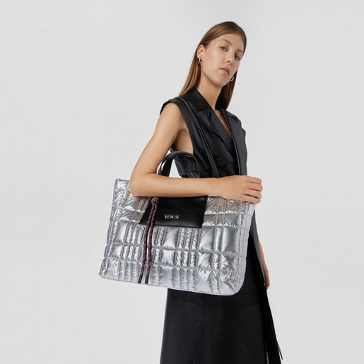 シルバーカラーのラージトートバッグ TOUS Empire Padded