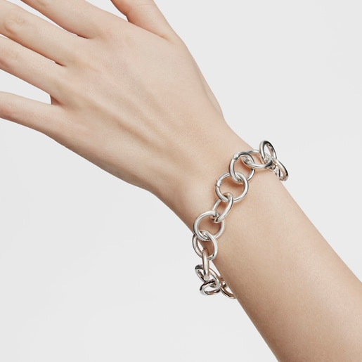 Hold リングが付いたシルバーのブレスレット