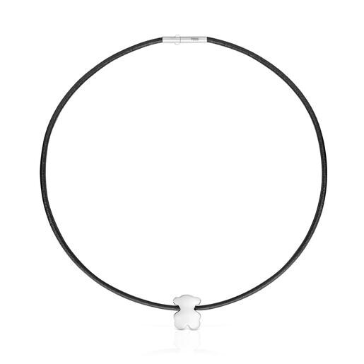 Necklace with bear motif in sterling silver and black rubber TOUS Bold Motif Necklace length: 45 cm. Motif size: 18 mm. Double clip closure.