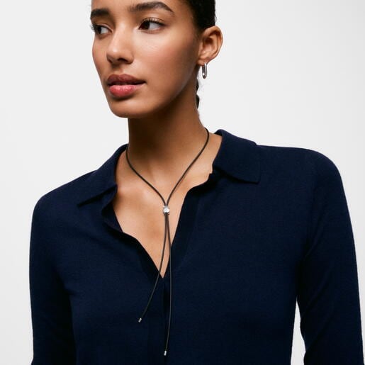 Collar largo de caucho y oso de plata 12 mm Bold Motif