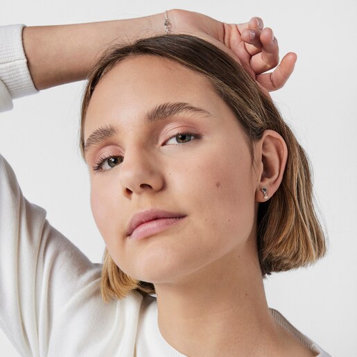 עגילי TOUS New Motif מכסף עם עיטור לב מאבני ספיר ופנינים