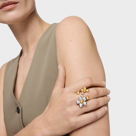 Open ring with 18kt gold plating over silver Daisy