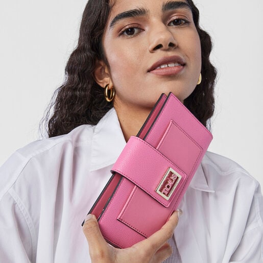 محفظة جيب TOUS Funny كبيرة الحجم باللون الوردي