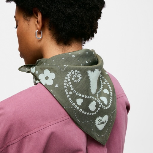 Pañuelo cuadrado caqui TOUS Motifs Paisley