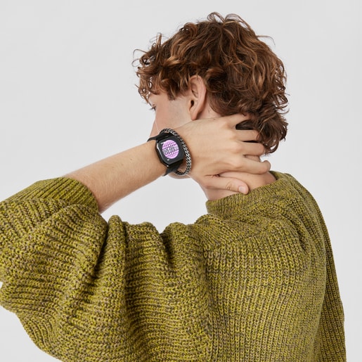 B-Connect Smartwatch with black silicone strap