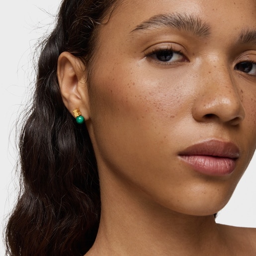 أقراط من الفضة والملكيت مطلية بالذهب عيار 18 قيرطًا من تشكيلة Icon Mesh