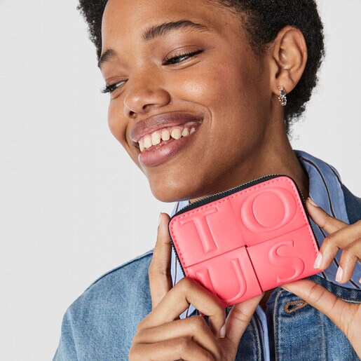 Medium fluorescent pink and brown TOUS Damas Change purse