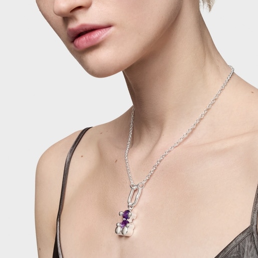 Medium silver bear motif Pendant with lab-grown lilac-colored sapphire Color Bear LGG