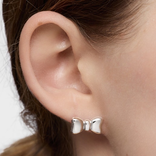 أقراط على شكل قوس من الفضة من تشكيلة TOUS Ribbon