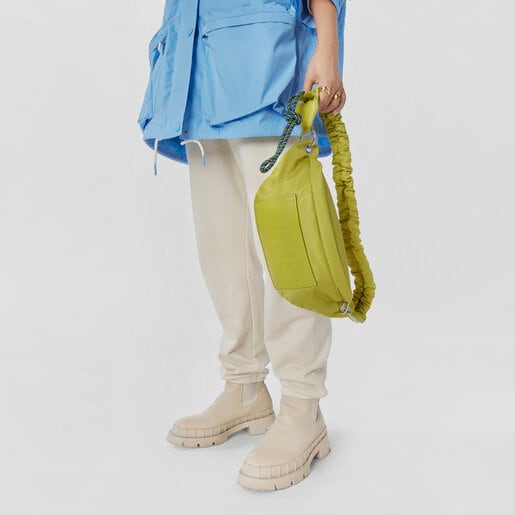 حقيبة خصر بلون أخضر ليموني من تشكيلة TOUS Marina