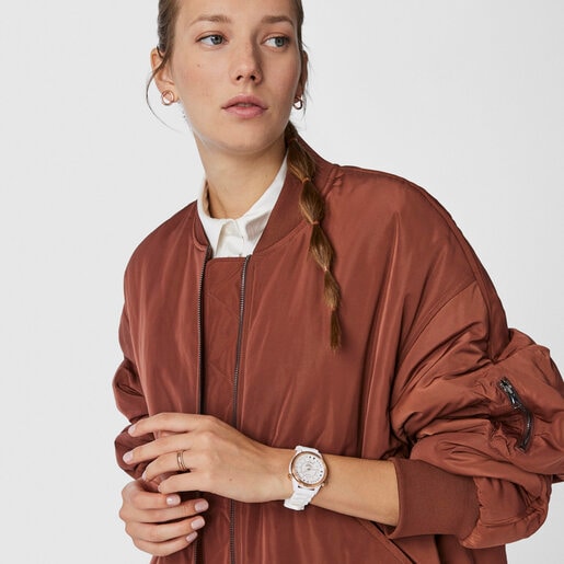 ローズ IP スティールにホワイトのシリコンストラップを組み合わせた腕時計 Tender Time