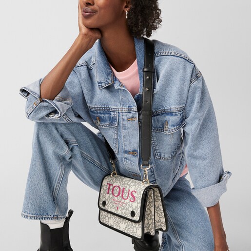 Bandolera pequeña Audree Kaos Mini beige, negro y fucsia