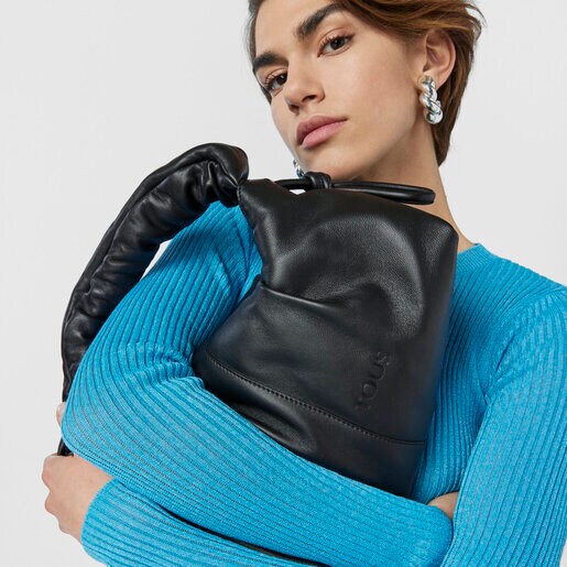 Saca mediana de piel negra TOUS Soft