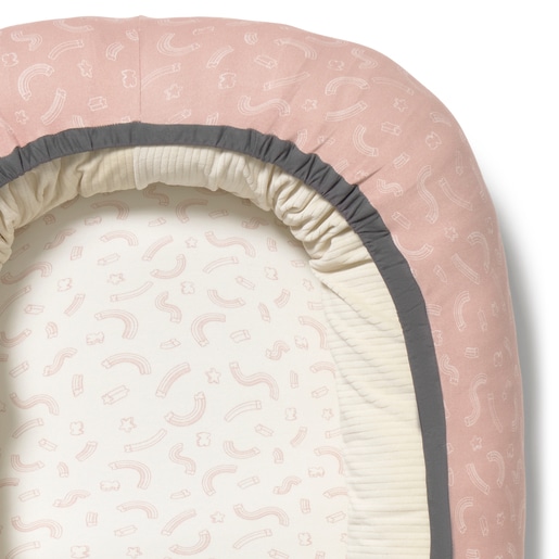 Baby sleep nest in Arc pink