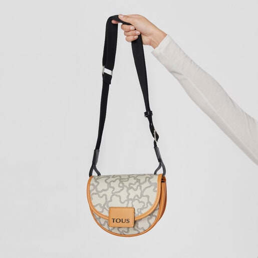 תיק קרוס Amaya Kaos Icon קטן בצבע בז' וחרדל