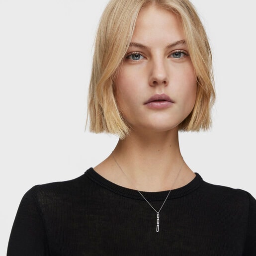 Short oval Necklace in white gold with diamonds Les Classiques