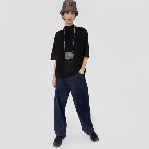 カーキカラーのハンギングコインパース TOUS Empire Padded