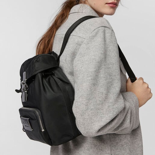 Small black Empire Soft Chain Backpack