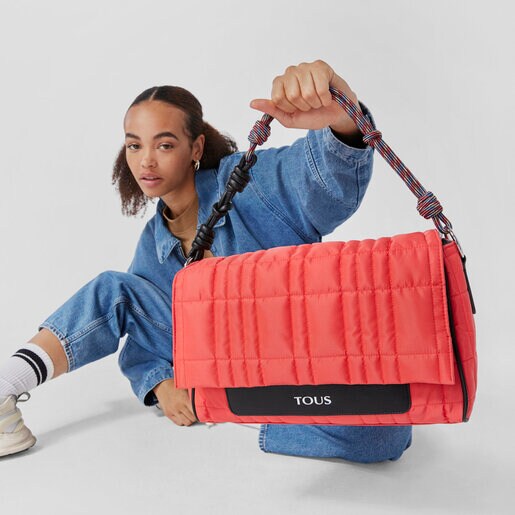 תיק צד TOUS Empire Padded גדול בצבע אלמוג