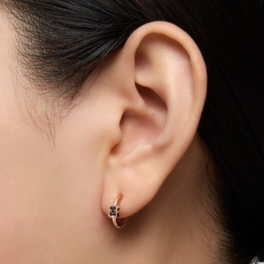 Pendientes aro con baño de oro rosa 18 kt sobre plata y oso y espinelas Motif