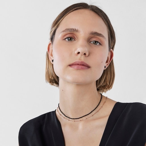 עגילי מוטיפ עם אוניקס ברוז ורמייל