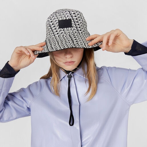 ブラック＆ホワイトのリバーシブル・バケットハット TOUS Vera Doble