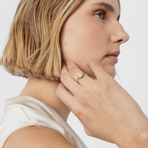 Золотое кольцо Nenufar с бриллиантами