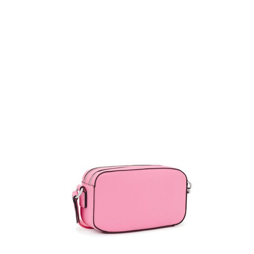 حقيبة مُراسل La Rue New من TOUS بحزام يلتف حول الجسم باللون الوردي