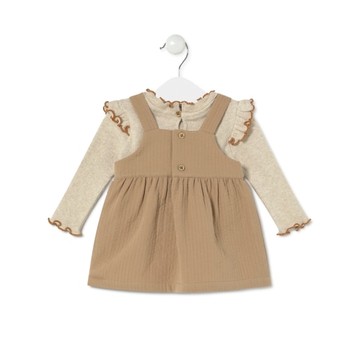 Girls outfit in Brown beige
