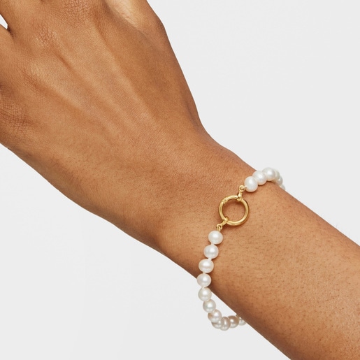 Gold Hold Bracelet with Pearls