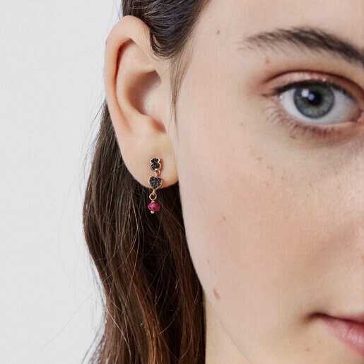 Короткие серьги Motif из розового вермеля со шпинелями и рубином