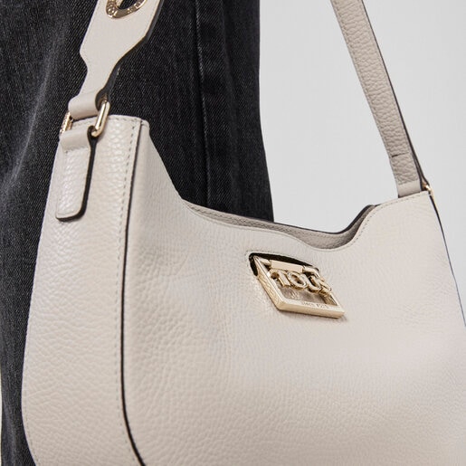 Бежевая кожаная сумка-багет TOUS Legacy