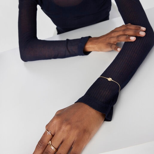 Gold Iris Motif Bracelet with diamonds