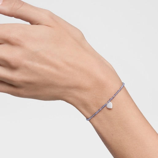 سوار مرن مُرصّع بالإيوليت وقلب من الفضة من تشكيلة TOUS Motifs