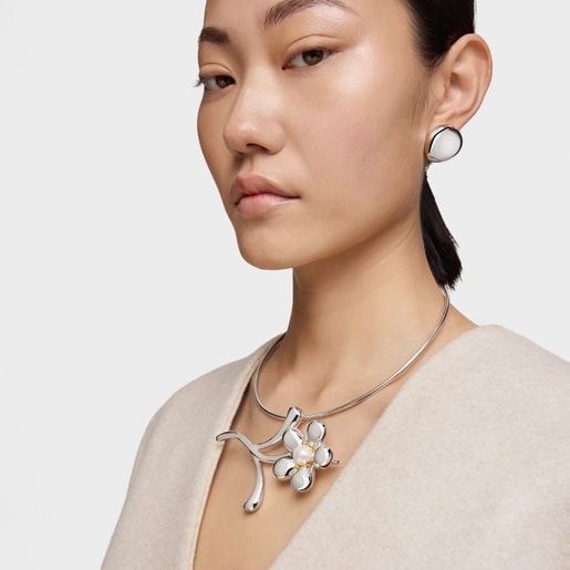 Two-tone flower Brooch with cultured pearl Daisy