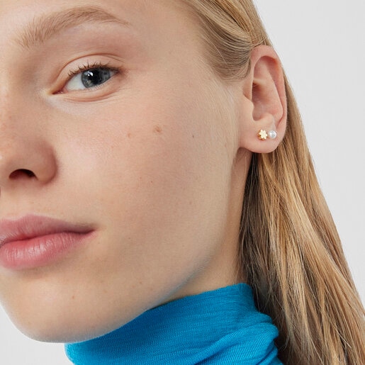 Gold Puppies Earrings Flower motif