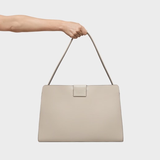 حقيبة واسعة كبيرة الحجم باللون الرمادي الداكن من تشكيلة TOUS Kaos Icon