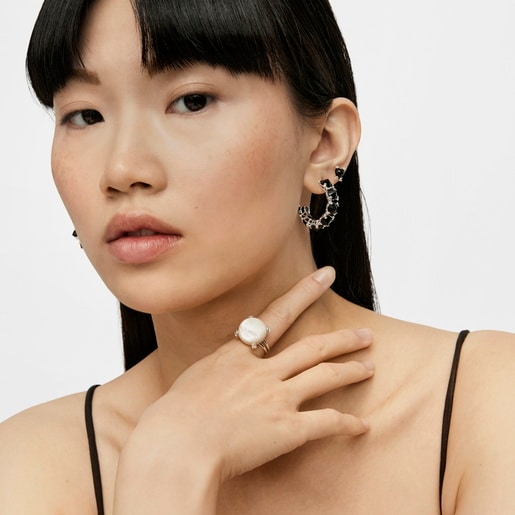 Silver Color Pills Ring with mother-of-pearl