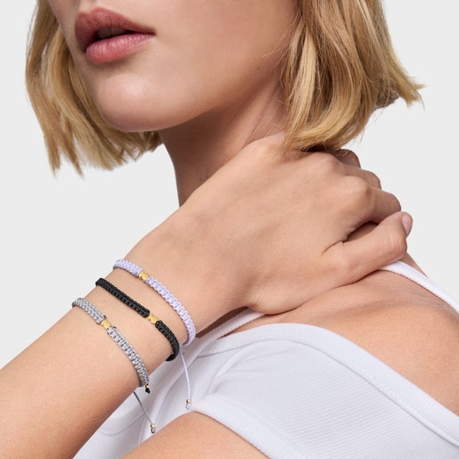 Pulsera oso con baño de oro 18 kt sobre plata y nylon negro TOUS Motivos