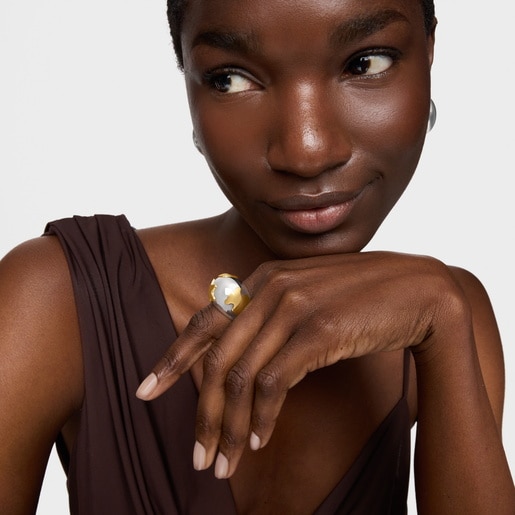 Wide two-tone dome Ring with motifs Warm